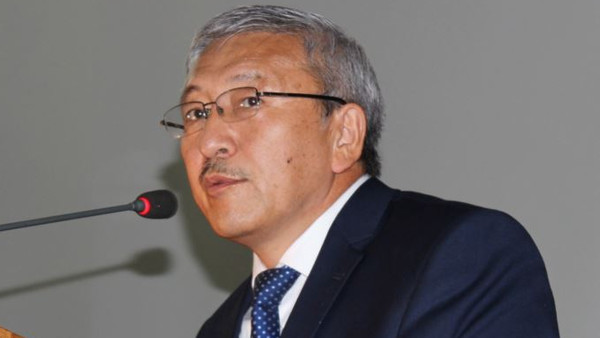 В среднем 100 долларов в месяц получает ученый в Кыргызстане