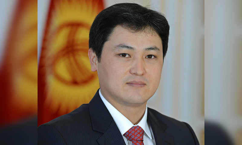 Депутат удивляется, почему информацию по зарплатам аудиторов Счетной палаты ему отправили как &laquo;ДСП&raquo; &mdash; Tazabek