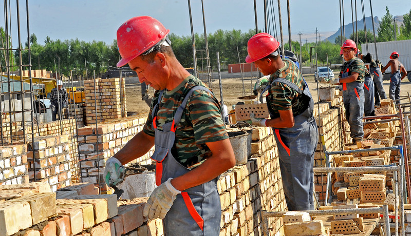 Япония впервые после Второй мировой войны откроет двери иностранным рабочим &mdash; Tazabek
