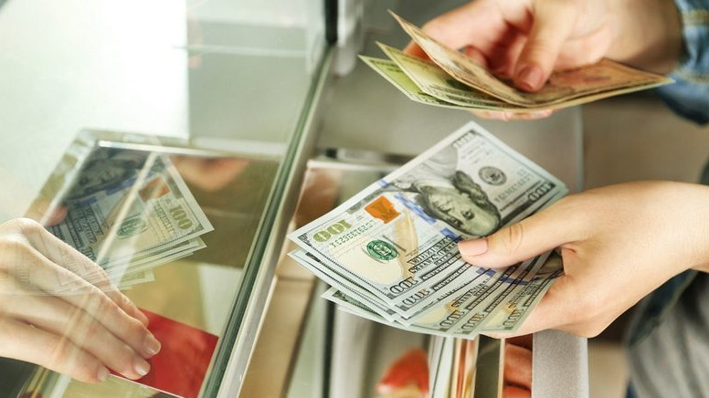 Денежные переводы: Сколько за 6 лет в Кыргызстан поступило денег? (динамика) &mdash; Tazabek