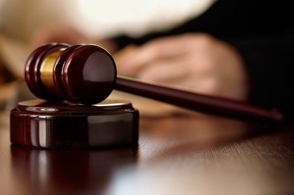 Межрайонный суд Бишкека отказал предпринимателю во взыскании с правительства КР морального ущерба в 50 млн сомов — Tazabek