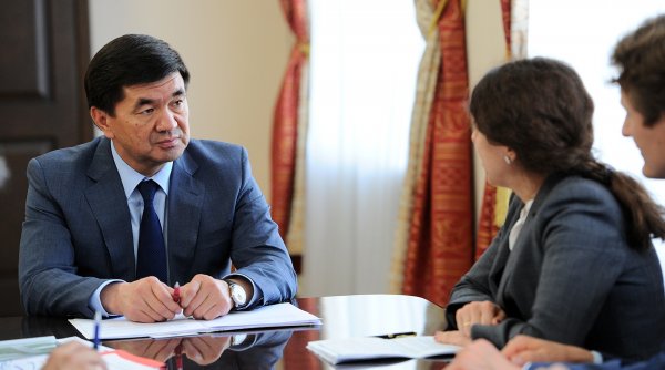 Правительство и ЕБРР обсудили финансирование проектов строительства дорог Ош&mdash;Баткен&mdash;Исфана и Бишкек&mdash;Кара-Балта &mdash; Tazabek