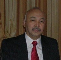 Я не слышал, чтобы кумторовские деньги пошли на инвестирование, мы успешно их проедаем, - экономист З.Кудабаев &mdash; Tazabek