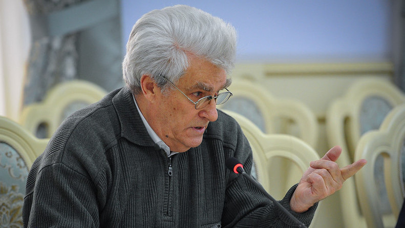 Аппарат президента КР выражает соболезнования родным и близким Н.Кравцова в связи с его безвременной кончиной &mdash; Tazabek