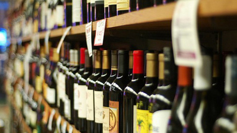 За 3 дня ГНС изъяла более 24 тыс. бутылок алкоголя с сомнительными акцизными марками &mdash; Tazabek