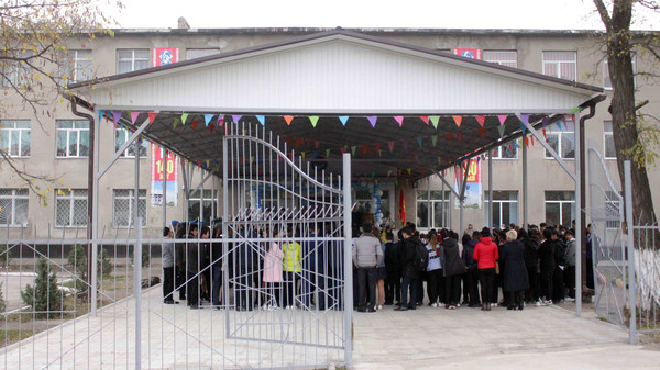 В школе №50 Ленинского района состоялась встреча с участниками Баткенских событий