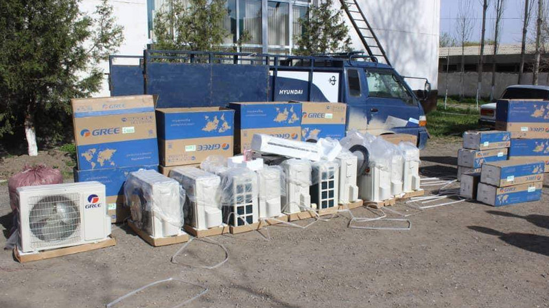 В Баткенской области задержаны граждане Узбекистана за попытку контрабанды 12 кондиционеров и мешок конфет, - РОВД &mdash; Tazabek