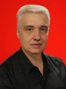 При реализации КР-РФ проектов возникает определенный &laquo;вакуум&raquo;, нужно ориентироваться на межрегиональные рынки, - член Ассоциации политологов и экономистов КР И.Шестаков &mdash; Tazabek