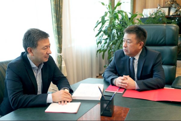 Спикер и глава Комитета по бюджету обсудили вопросы таможенных и налоговых поступлений в бюджет &mdash; Tazabek