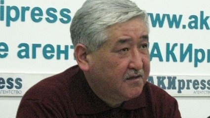 Чиновники в тендерных комиссиях и казахские олигархи находятся в сговоре с поставляющими уголь на ТЭЦ Бишкека компаниями, - экс-глава «Кыргыз Комур» Р.Умбеталиев — Tazabek