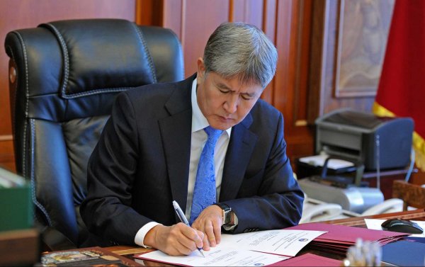 А.Атамбаев подписал закон о ратификации соглашения по вопросам производства и поставок семян сортов и гибридов сельхозкультур — Tazabek