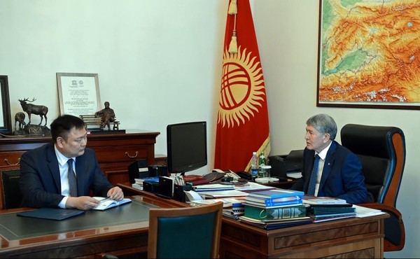 Глава Госпромэнергонедр Д.Зилалиев проинформировал президента А.Атамбаева о ходе переговоров с Centerra Gold по вопросу &laquo;Кумтора&raquo; &mdash; Tazabek