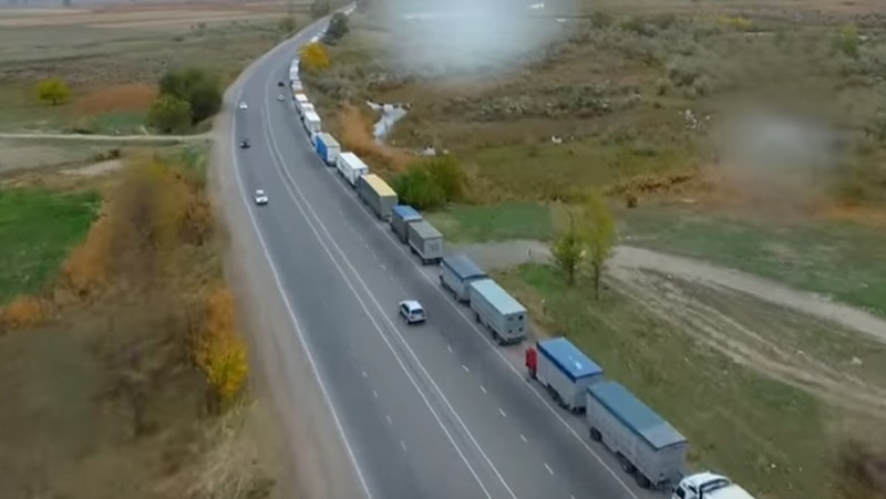 Пострадавшим на границе предпринимателям дадут отсрочку по социальным, налоговым, таможенным платежам — Tazabek