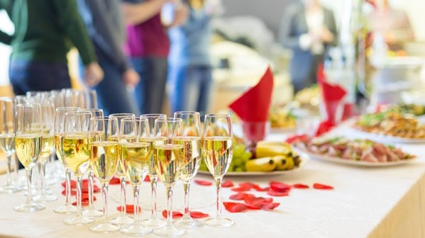 Счетная палата: Минсельхоз приписал расходы на корпоративный банкет в 127,5 тыс.сомов на представительские расходы &mdash; Tazabek