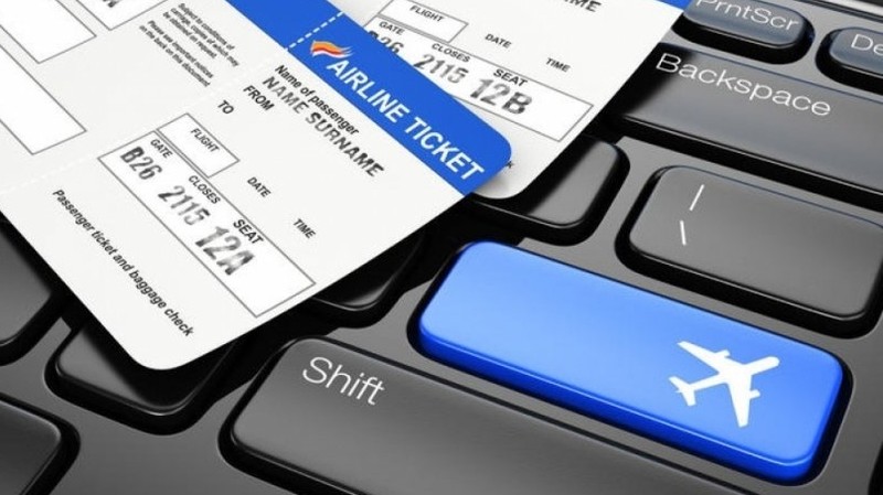 В связи с закрытием автодороги Бишкек&mdash;Ош авиакомпании начали реализацию авиабилетов по 3 тыс. сомов, - правительство &mdash; Tazabek