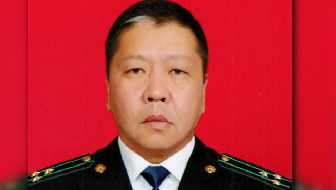 Новый глава Таможни А.Онолбеков пришел на заседание комитета ЖК по бюджету &mdash; Tazabek