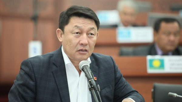 Депутат &mdash; генпрокурору: За $3-4 тыс. уголовное дело возбуждаем, депутатов таскаем, а по &laquo;Агропродкорпорации&raquo; сотни миллионов сомов разворовали &mdash; Tazabek