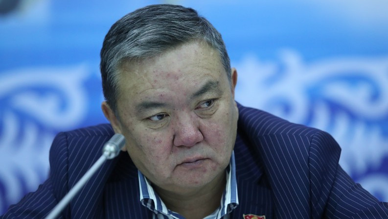 При Минфине существует целая мафия консультантов по проектам, - депутат &mdash; Tazabek