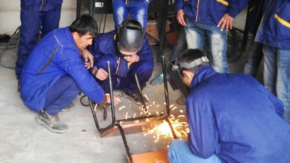 10 тысяч взрослых переобучились на краткосрочных курсах профессиональных лицеев в прошлом году