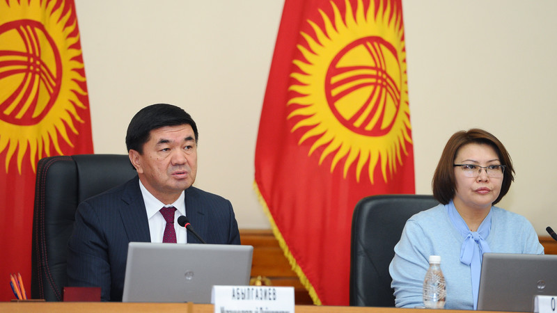 Фоторепортаж— Заседание правительства — Tazabek