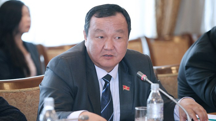 Депутат: Никто не поверит, что ВВП на душу населения в Кыргызстане составляет $1,3 тыс. &mdash; Tazabek