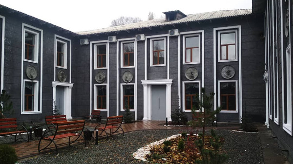 Главное фото