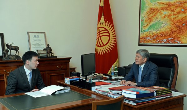 Реформы в сфере энергетики должны сопровождаться более решительными действиями со стороны Нацэнергохолдинга, - президент А.Атамбаев &mdash; Tazabek