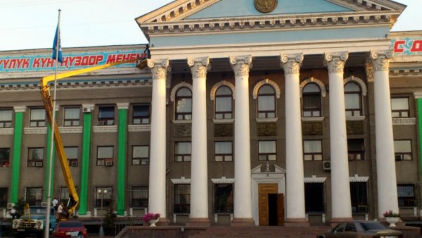 Мэрия прогнозирует выпадения из бюджета в 1 млрд сомов &mdash; Tazabek