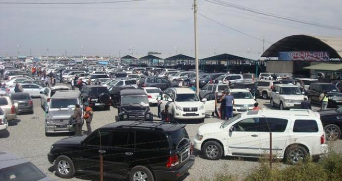 В I полугодии 2015 года оформлено 1,6 тыс. легковых авто, что на 95,7% меньше прошлого года &mdash; Tazabek