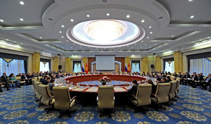 Фото &mdash; Заседание КР-РФ межправкомиссии по торгово-экономическому, научно-техническому и гуманитарному сотрудничеству &mdash; Tazabek