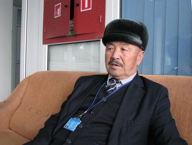 История аэропорта &laquo;Баткен&raquo; и авиатор о первых самолетах, совершивших полеты в Баткен &mdash; Tazabek