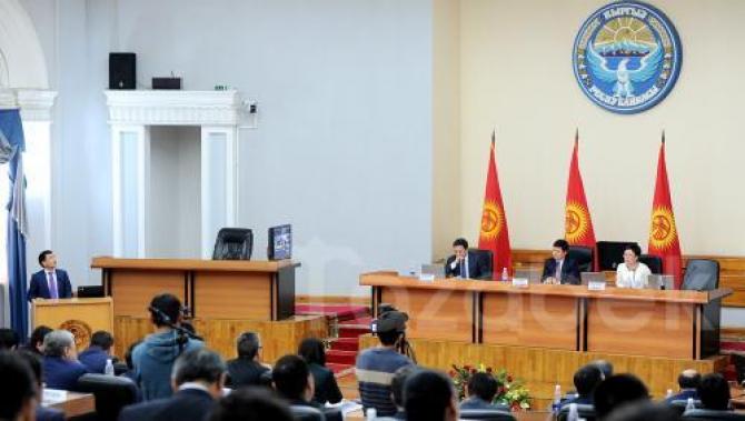 Правительство поручило органам власти обеспечить реализацию мер по достижению экономического роста в 2016 году не ниже 5,2% &mdash; Tazabek