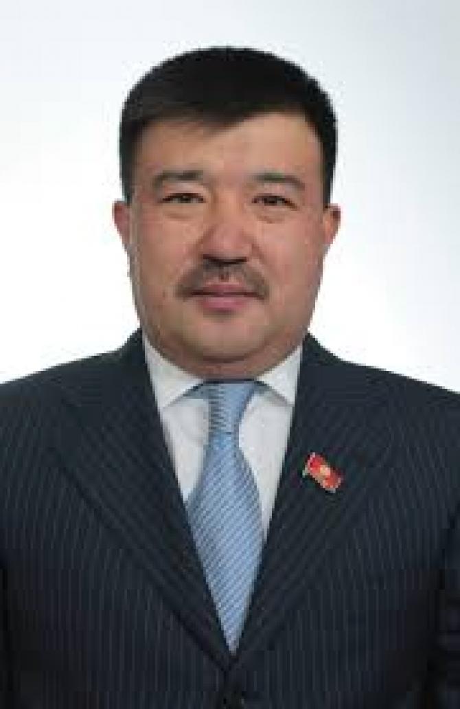 Как можно доверить судьбу собственности судьям, которых можно пролоббировать, - депутат Б.Сыдыков о защите частной собственности &mdash; Tazabek