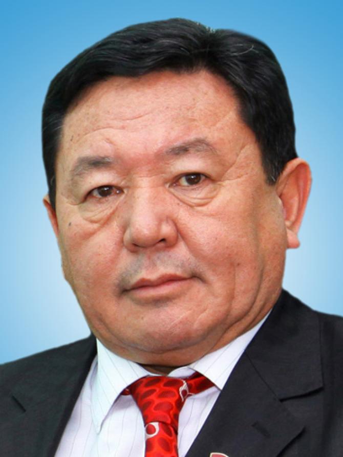 Депутат А.Досалиев: Минтранс в 15 раз больше заставляет работать дорожников, но не доплачивает ни сома &mdash; Tazabek