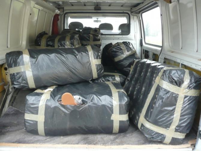 Кыргызстан ожидает ввоз контрабанды одежды и обуви из КНР, - депутат ЖК &mdash; Tazabek