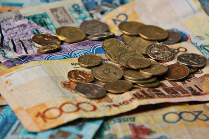 Курс валют: В обменках Бишкека тенге стоит 0,2 сома (график) — Tazabek