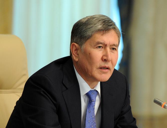 Каждая цифра, буква давалась с большой трудностью, - А.Атамбаев о договоре по присоединению КР к ЕАЭС &mdash; Tazabek