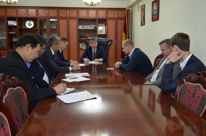 Правительство поручило построить до 2016 года по 2 теплицы в каждом айыл окмоту &mdash; Tazabek