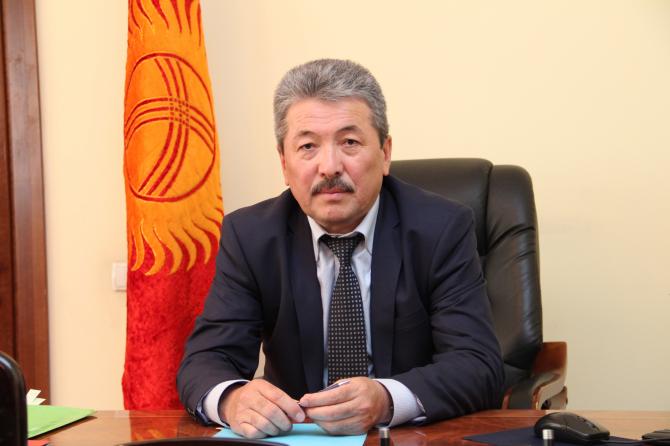 Министр финансов А.Касымалиев: Очень много айыл окмоту, у которых не хватает денег даже на выплату зарплаты &mdash; Tazabek