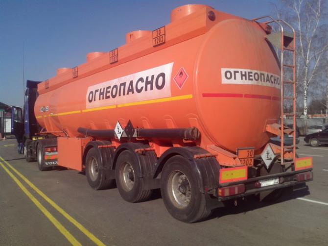 ГСБЭП выявила незаконный ввоз 43,2 тонны дизтоплива с поддельными документами &mdash; Tazabek